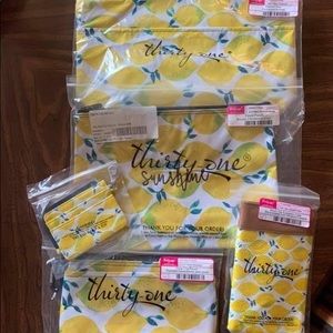 Thirty-one Main Squeeze Set